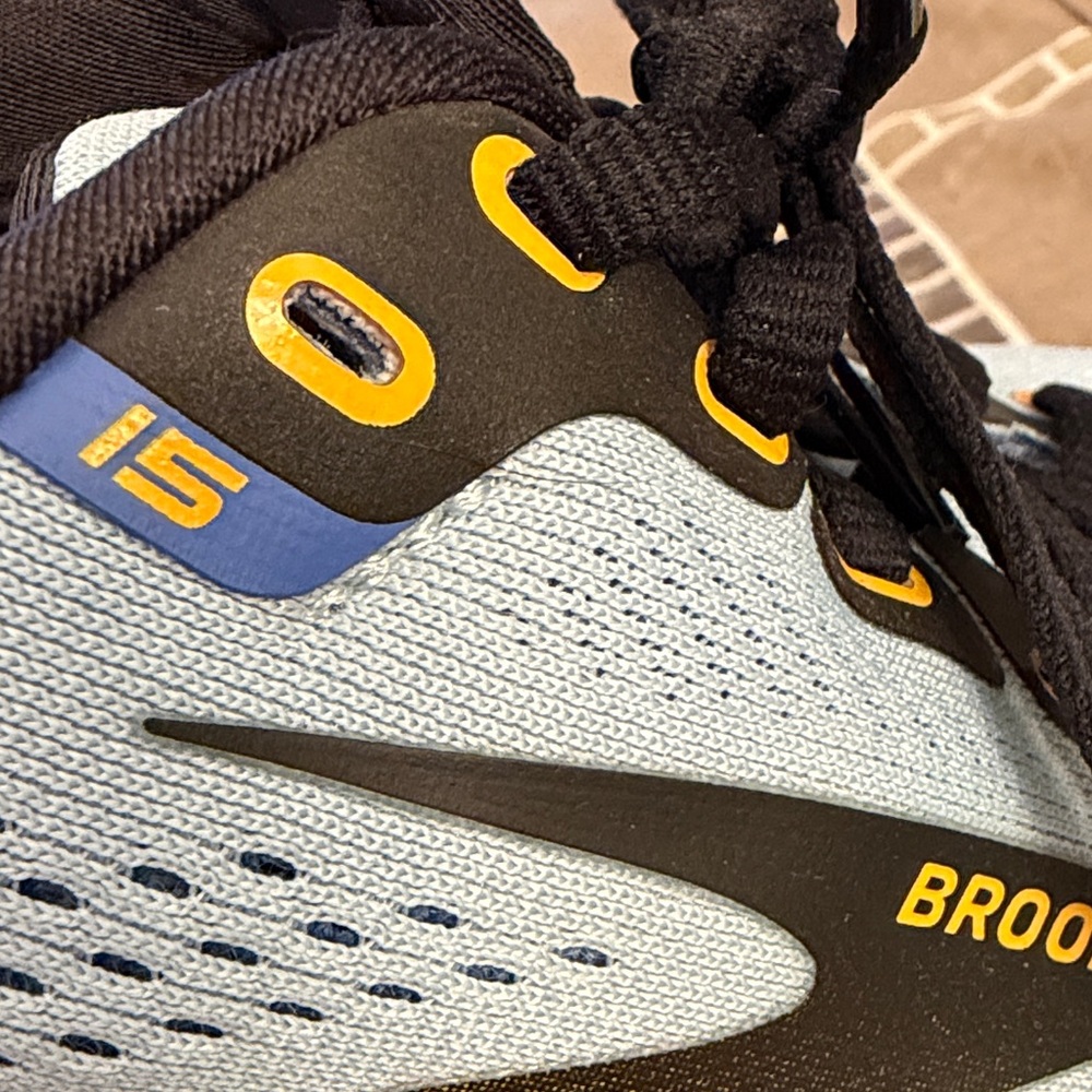 Brooks Ghost 15 Athletic Shoes in Light Blue and Black - Picture 6 of 6